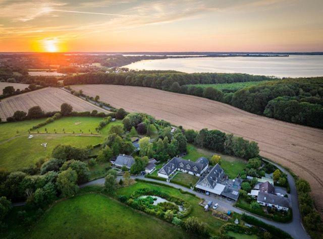 Weitblick - Fewo In Ostseenaehe, 2Km Bis Zur Flensburger Foerde, Mit 2 Grossen Schlafzimmern Munkbrarup Bagian luar foto
